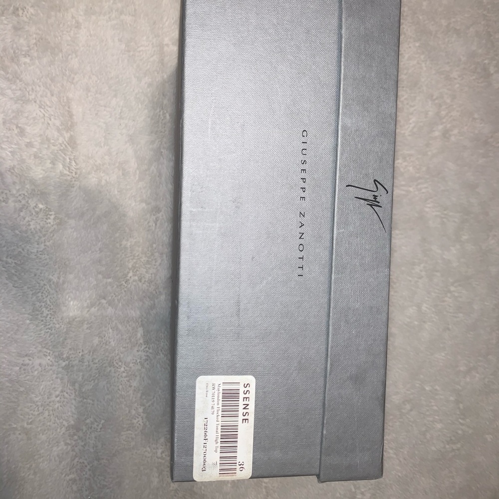 Giuseppe Sneakers - Picture 4 of 4